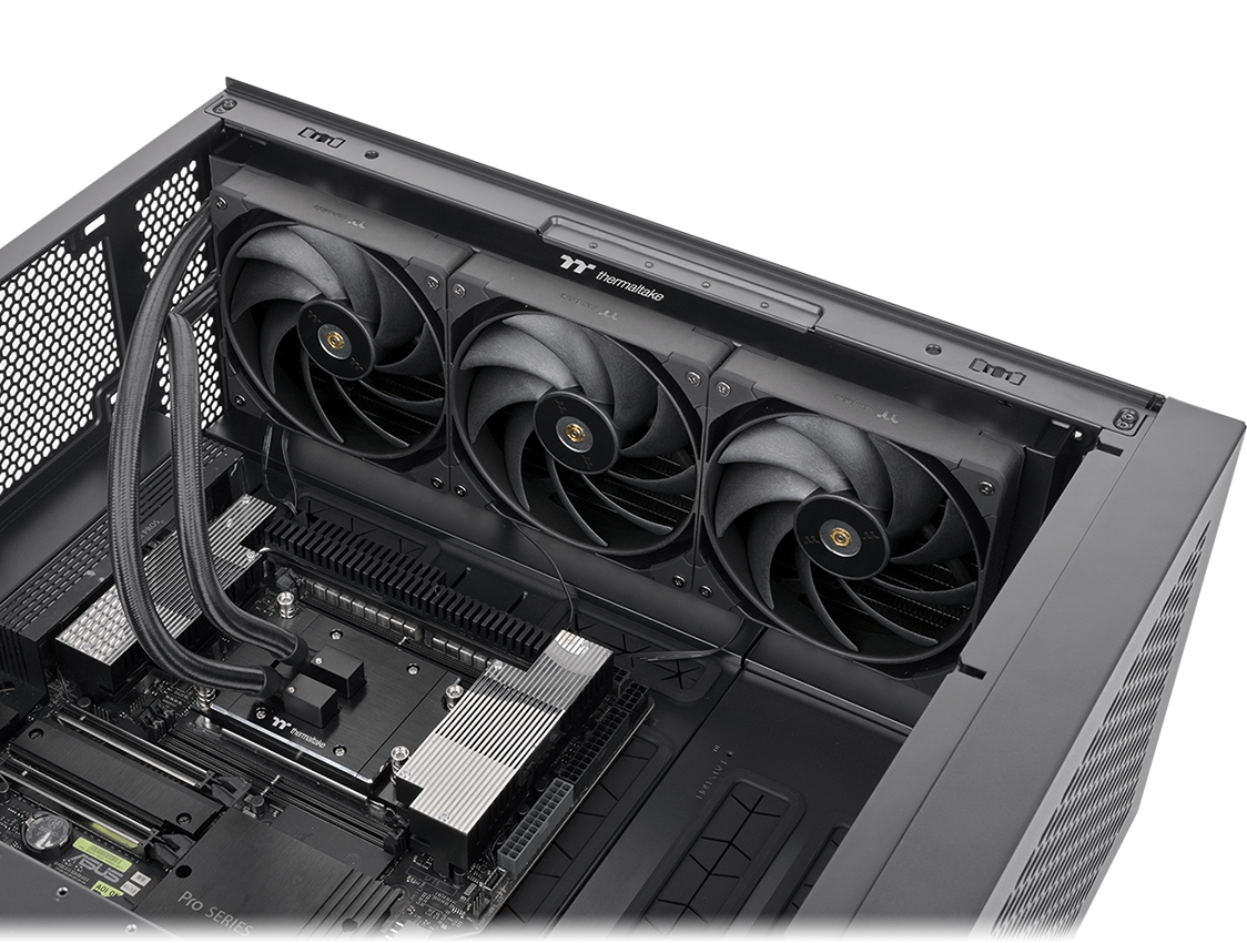 Sleek All-Black Design